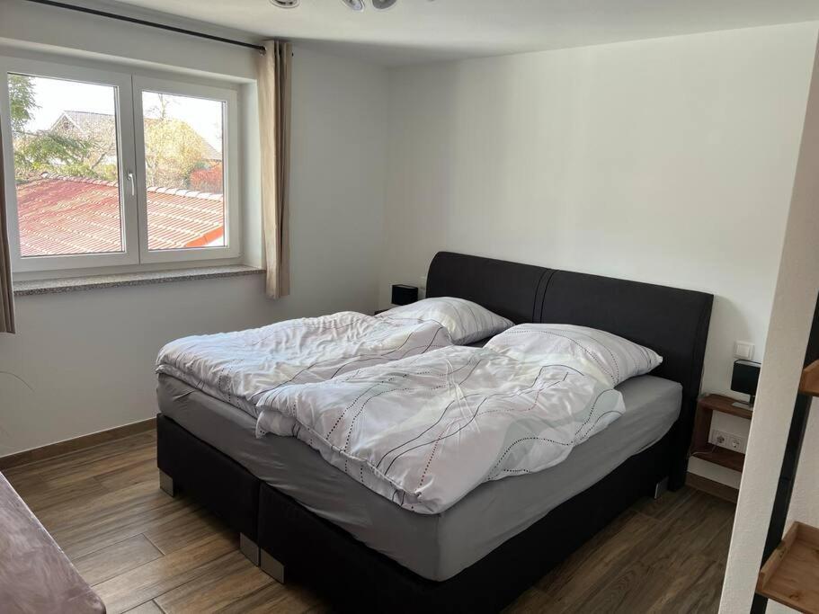 Gemuetliche Wohnung Mit Grosser Terrasse Bruckmühl Εξωτερικό φωτογραφία